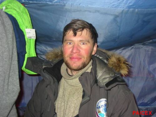 Oleg Andreev (in expedition)